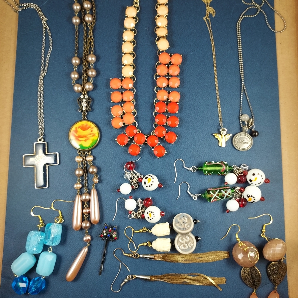 Assorted Jewelry Lot
